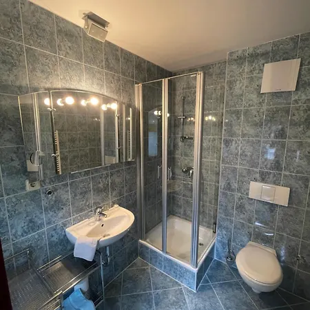 Warener Hof Apartamento *